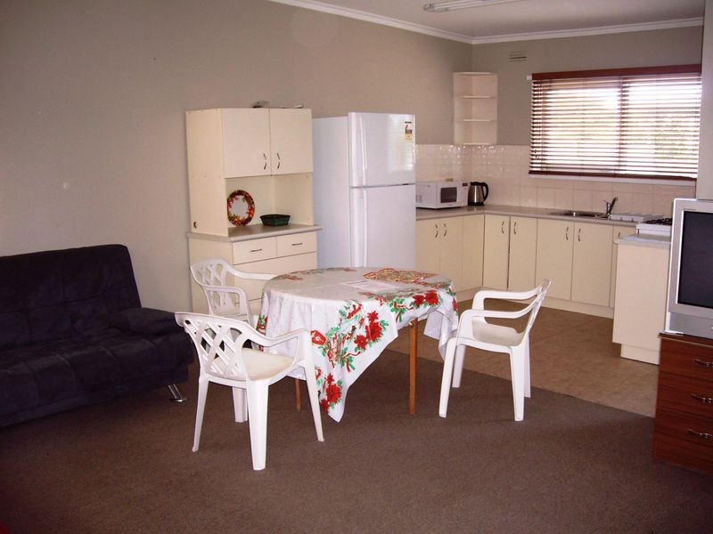 6 Whiting Avenue, Indented Head VIC 3223