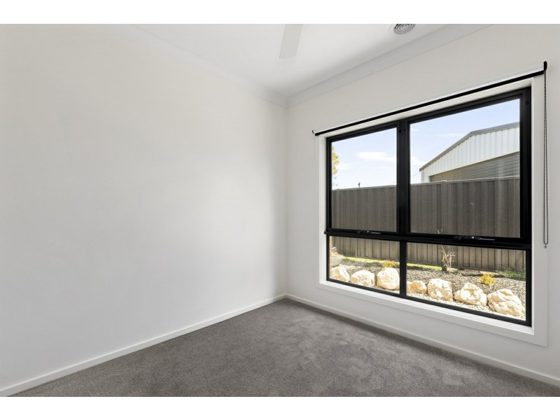 Unit 3/8 Mariners Street, St Leonards VIC 3223
