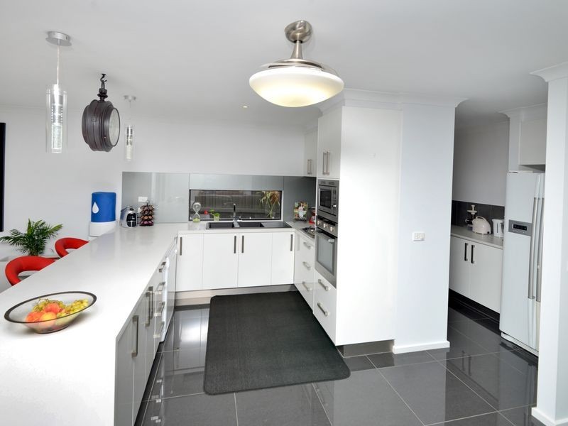 60 Blanche Street, St Leonards VIC 3223