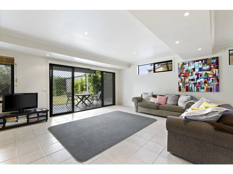 10 Clyde Avenue, St Leonards VIC 3223