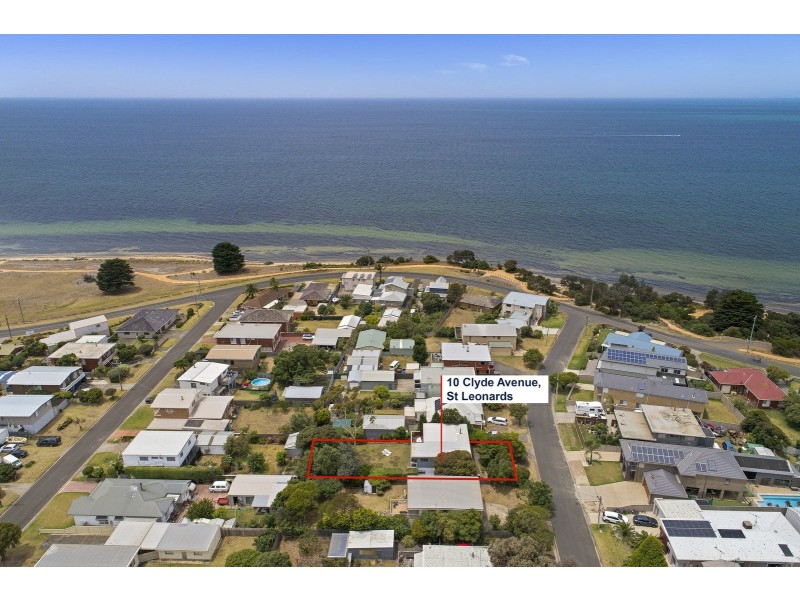 10 Clyde Avenue, St Leonards VIC 3223