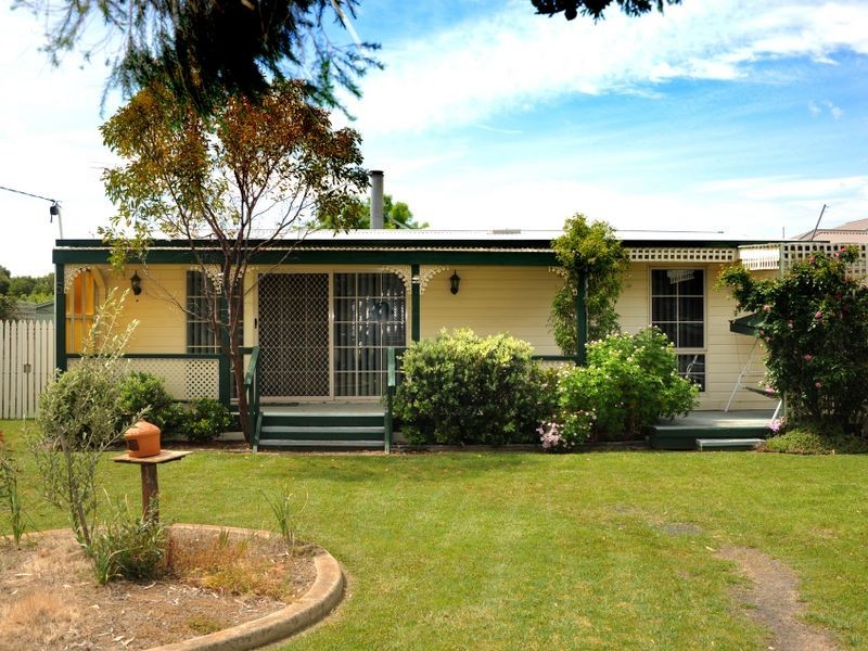 5 Edith Street, St Leonards VIC 3223