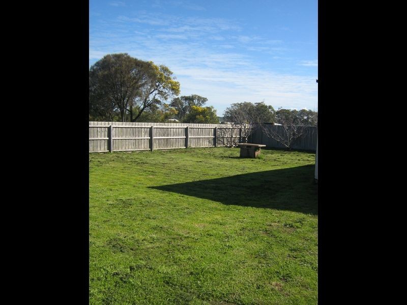 56 Lakeview Crescent, St Leonards VIC 3223