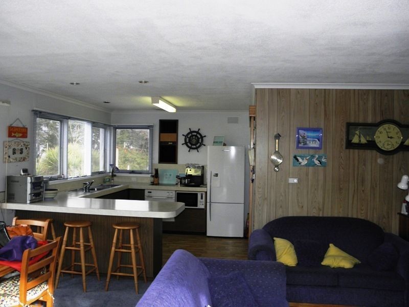4/7 Bluff Road, St Leonards VIC 3223