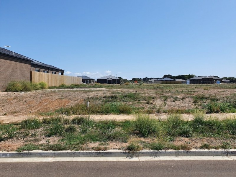 7 Gemstone Street, St Leonards VIC 3223