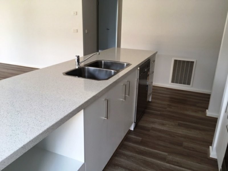 34 Regal Road, St Leonards VIC 3223