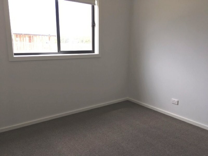 34 Regal Road, St Leonards VIC 3223