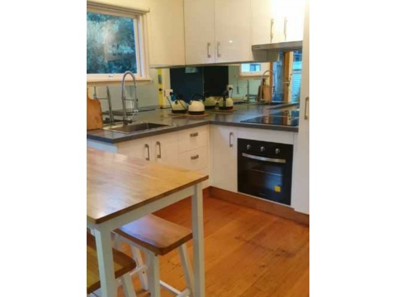 6 Ord Street, St Leonards VIC 3223