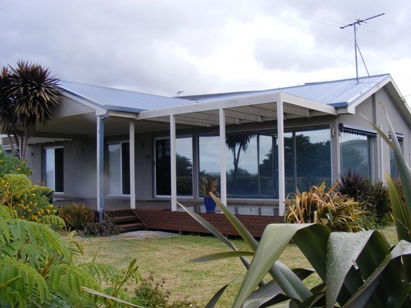 80 Bluff Road, St Leonards VIC 3223