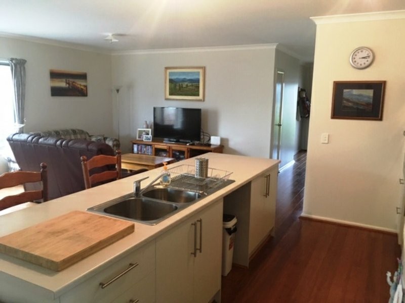 11 Gamble Way, St Leonards VIC 3223