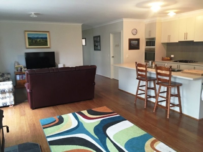 11 Gamble Way, St Leonards VIC 3223