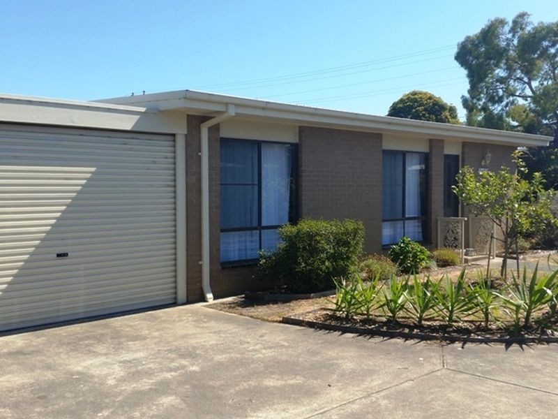 1/34 Coatsworth Avenue, St Leonards VIC 3223