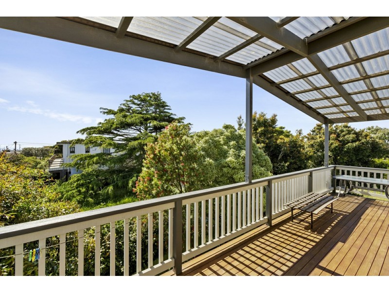 13 Sylvester Avenue, St Leonards VIC 3223