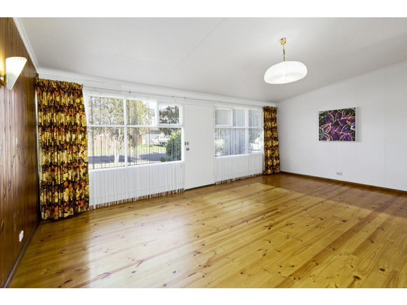 13 Sylvester Avenue, St Leonards VIC 3223