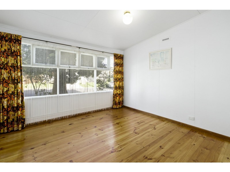 13 Sylvester Avenue, St Leonards VIC 3223