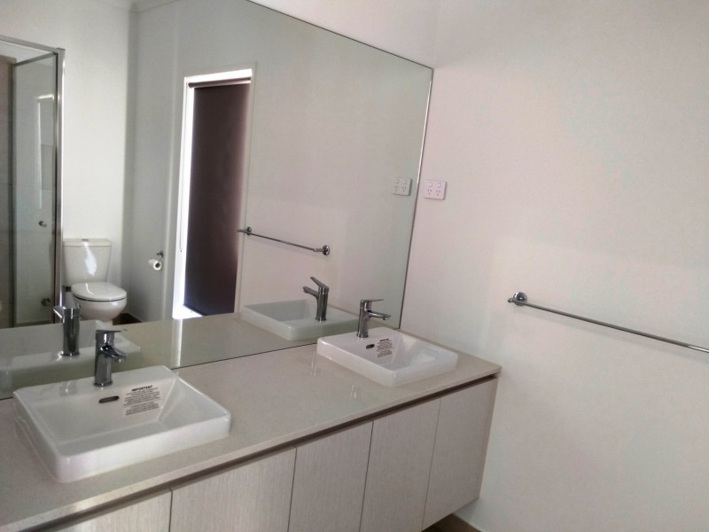 17 Duchess Drive, St Leonards VIC 3223