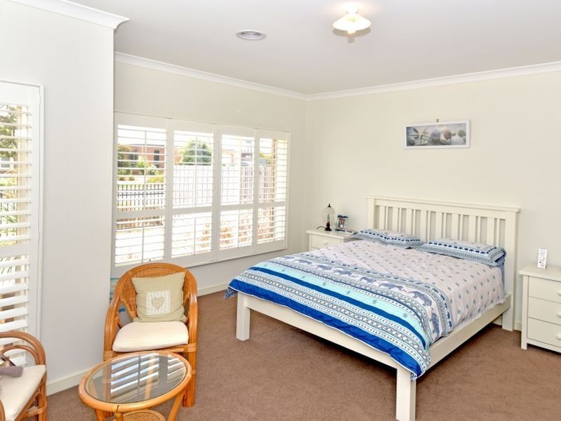 7 Cormorant Drive, St Leonards VIC 3223
