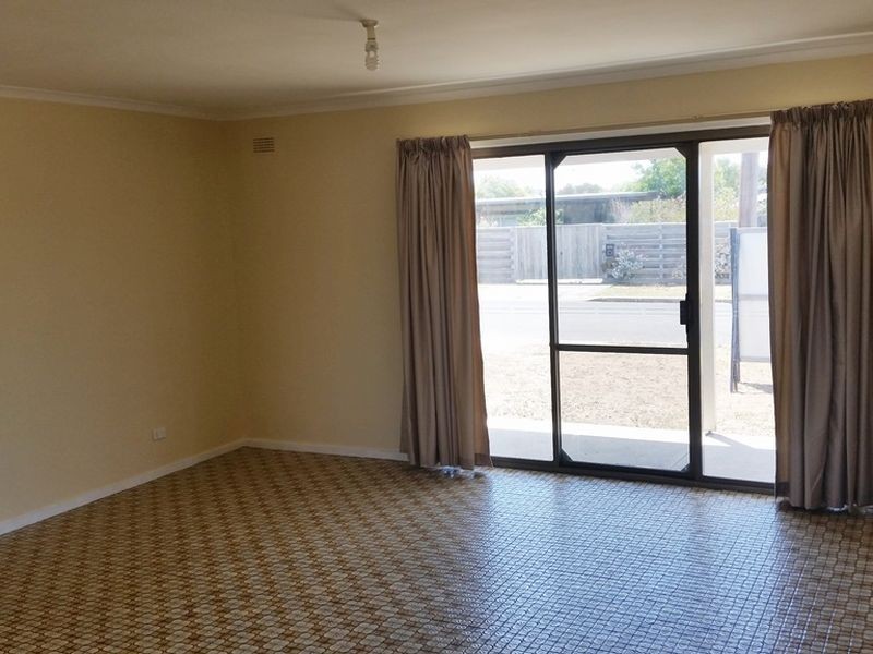 56 Lake View Crescent, St Leonards VIC 3223