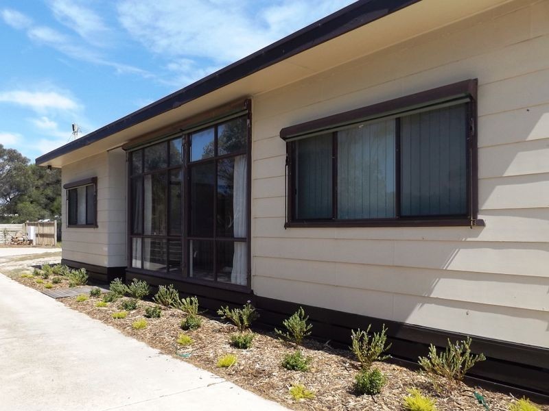 1/3 Edith Court, St Leonards VIC 3223