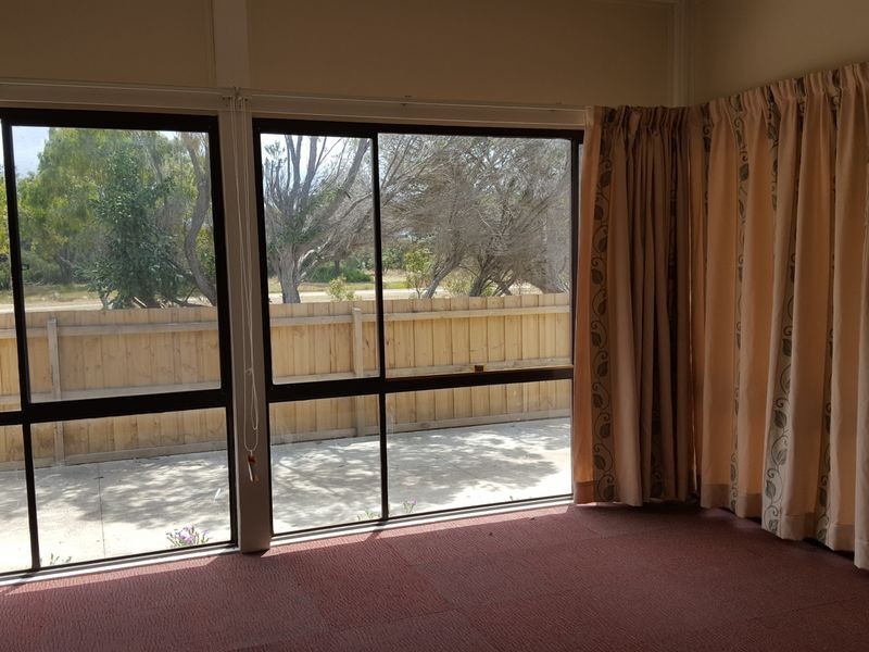 1/3 Edith Court, St Leonards VIC 3223