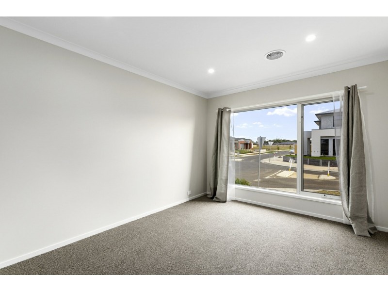 7 Emu Street, St Leonards VIC 3223