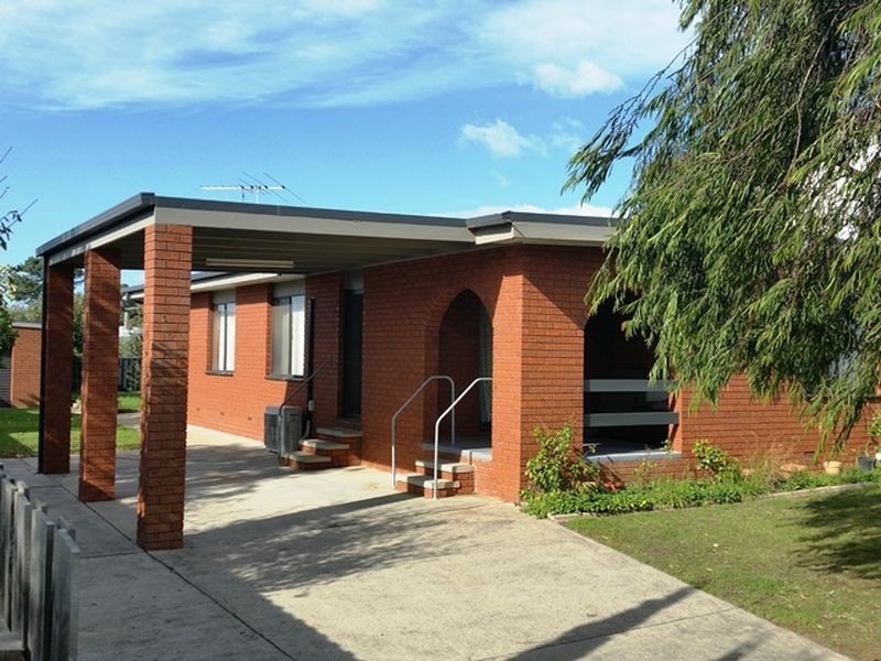 37 Horne Avenue, St Leonards VIC 3223