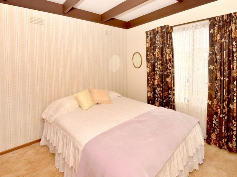 37 Horne Avenue, St Leonards VIC 3223