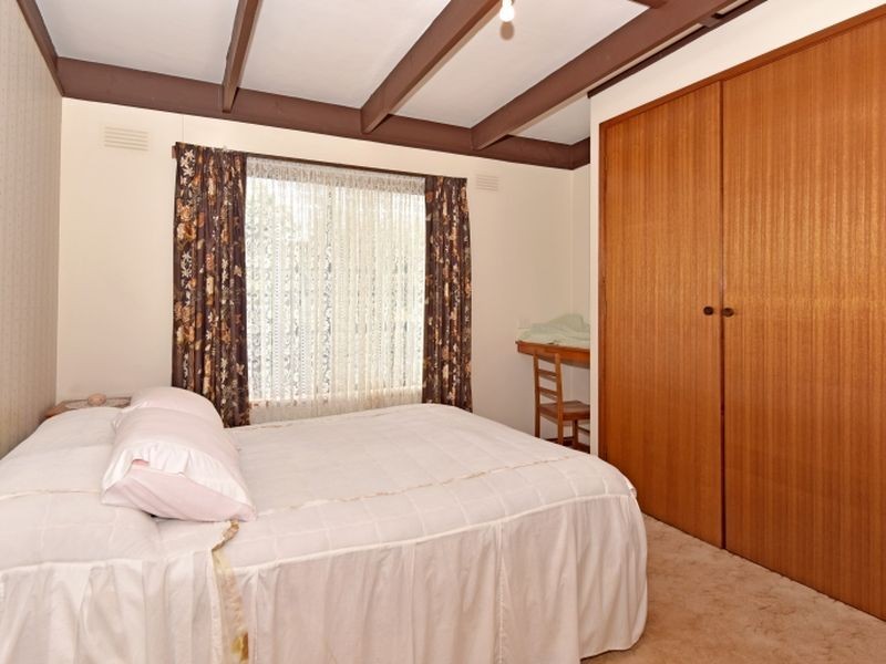 37 Horne Avenue, St Leonards VIC 3223