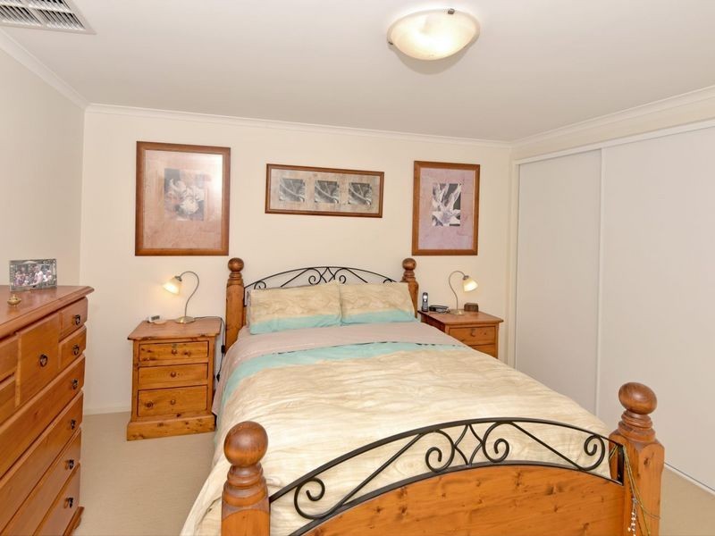 4 Tess Court, St Leonards VIC 3223