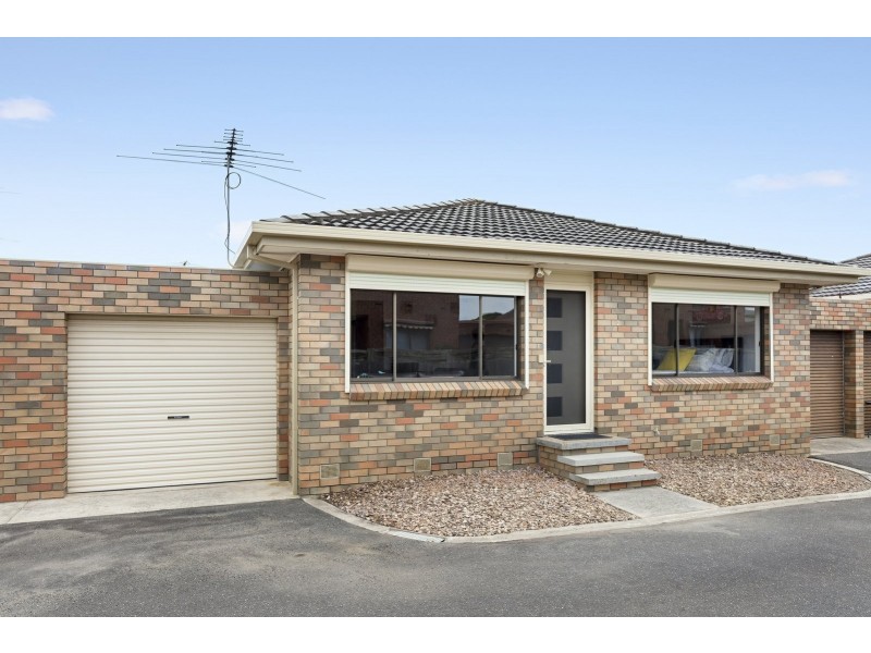 Unit 2/40 Dudley Parade, St Leonards VIC 3223