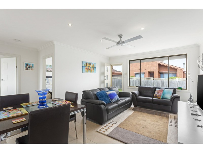Unit 2/40 Dudley Parade, St Leonards VIC 3223