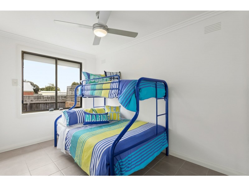 Unit 2/40 Dudley Parade, St Leonards VIC 3223