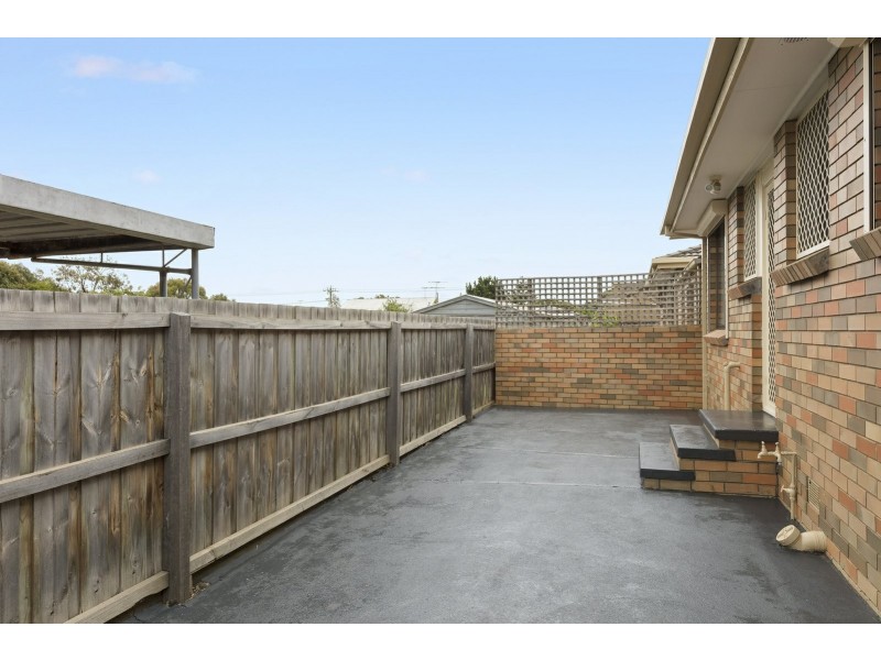 Unit 2/40 Dudley Parade, St Leonards VIC 3223