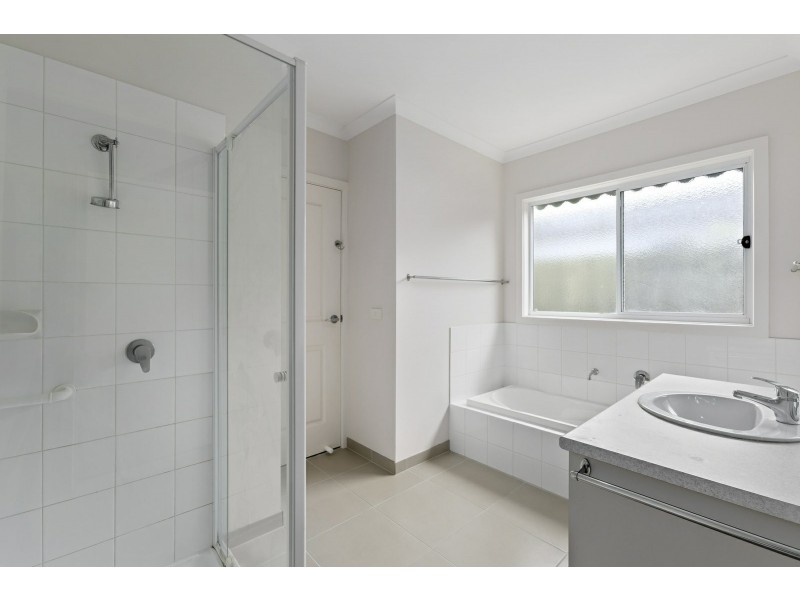 Unit 3/12 Ward Street, St Leonards VIC 3223
