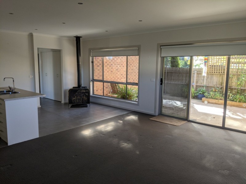 Unit 1/6 Edith Court, St Leonards VIC 3223