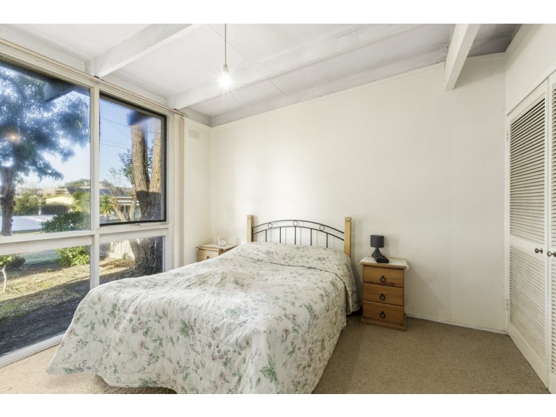 24 Rigby Street, St Leonards VIC 3223