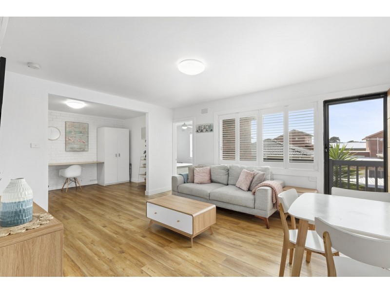 Unit 4/42 Dudley Parade, St Leonards VIC 3223