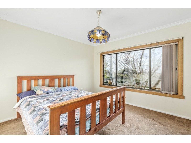 14 Sylvester Avenue, St Leonards VIC 3223