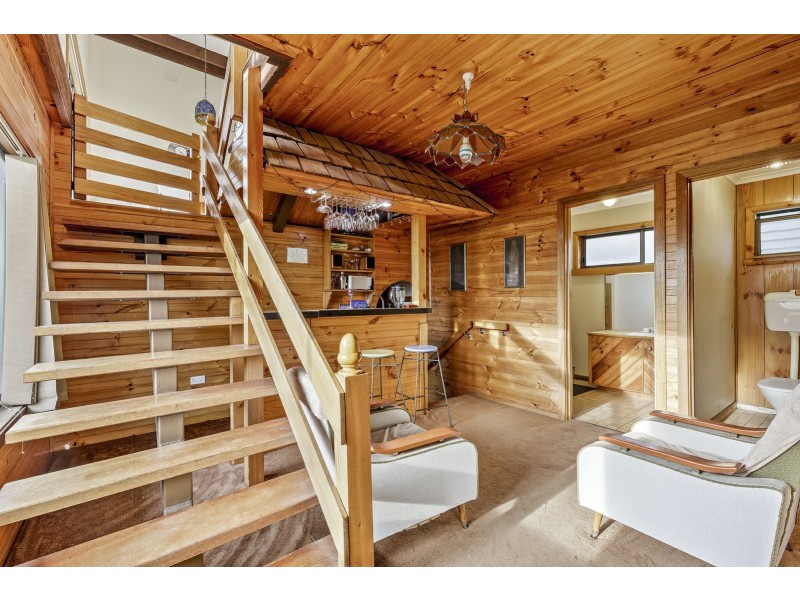 14 Sylvester Avenue, St Leonards VIC 3223