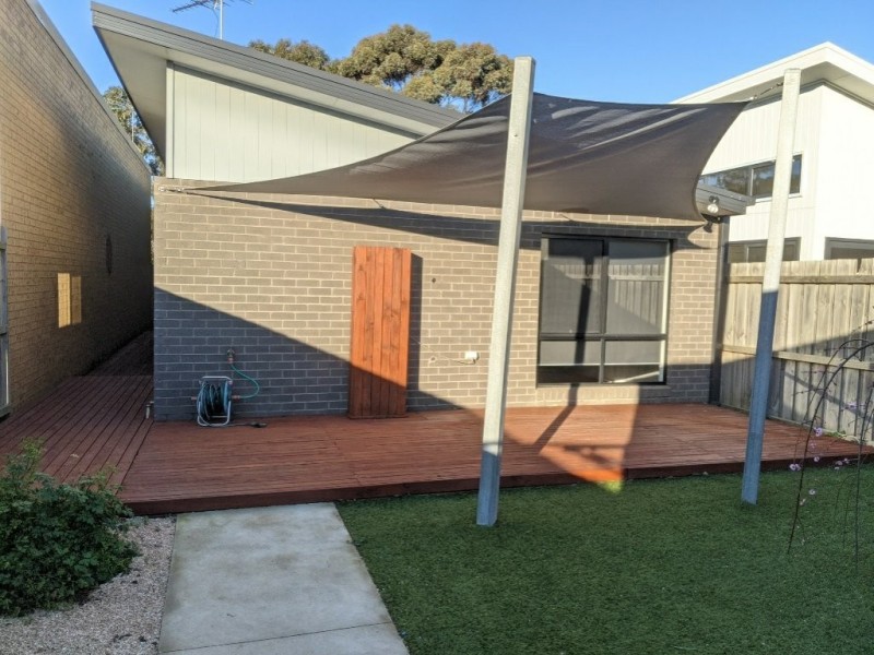 13 Halyard Terrace, St Leonards VIC 3223