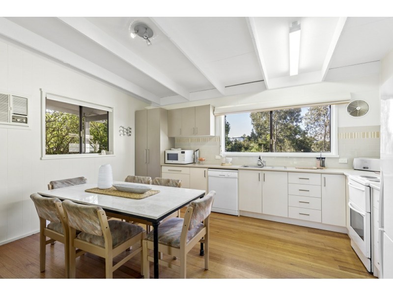 86 Harvey Road, St Leonards VIC 3223