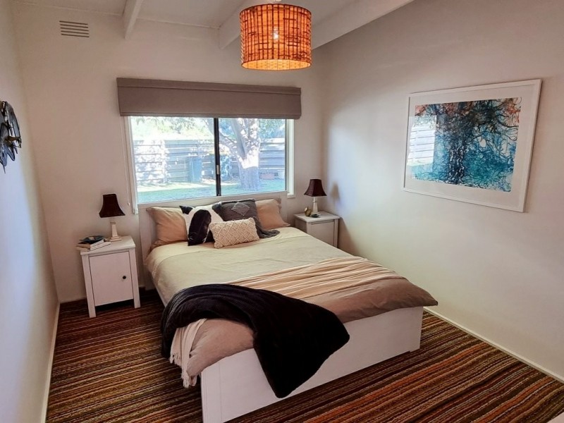 86 Harvey Road, St Leonards VIC 3223