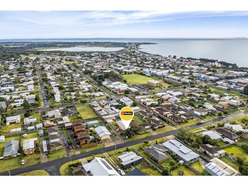 Unit 1/34 Dudley Parade, St Leonards VIC 3223