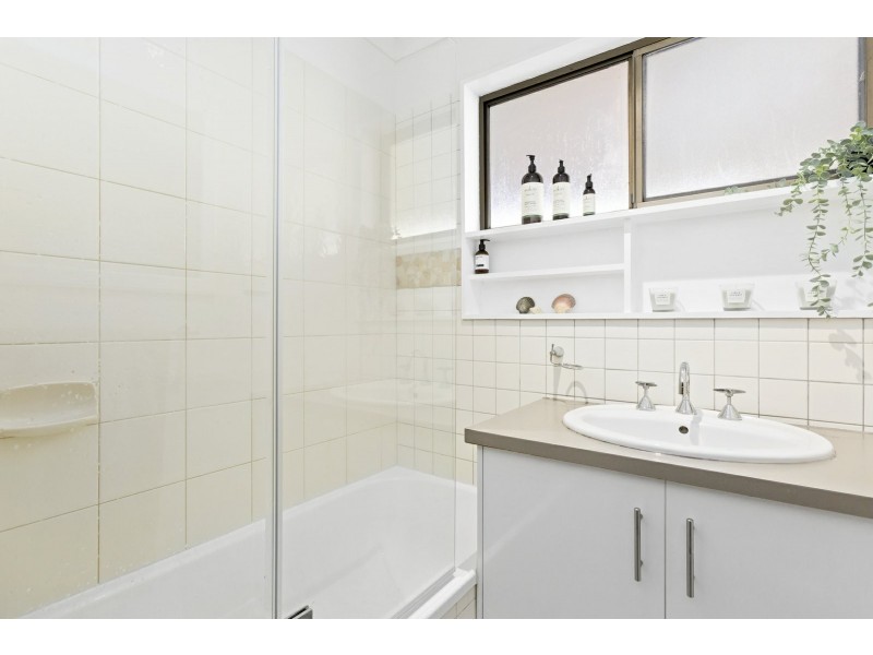 38 Thomson Boulevard, St Leonards VIC 3223