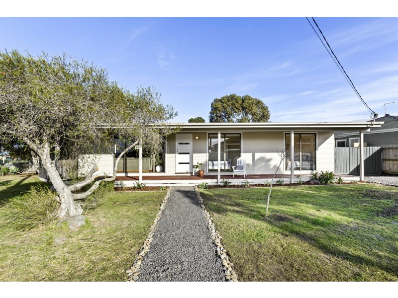 38 Thomson Boulevard, St Leonards VIC 3223