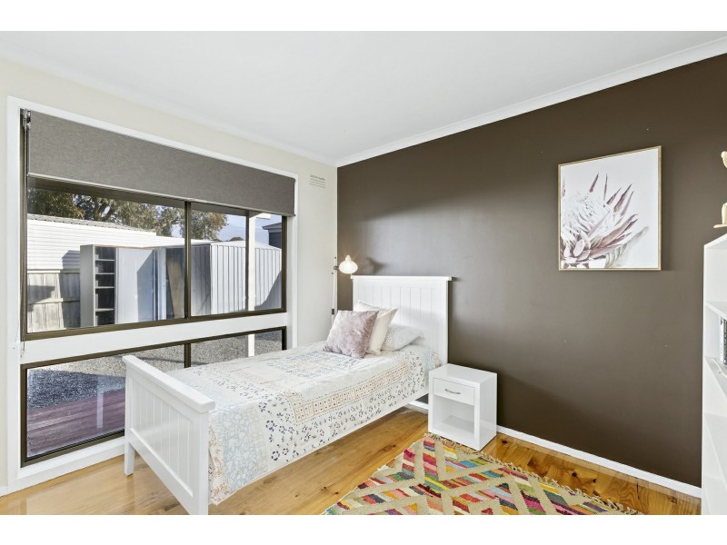 38 Thomson Boulevard, St Leonards VIC 3223