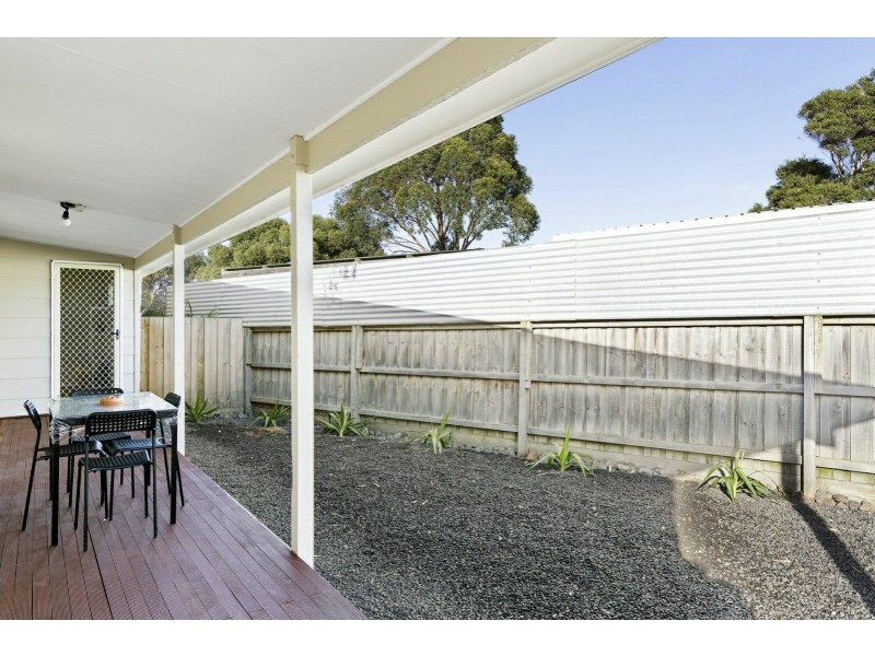 38 Thomson Boulevard, St Leonards VIC 3223