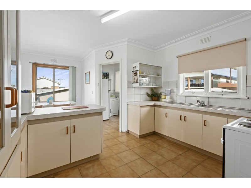 12 Walpole Avenue, Indented Head VIC 3223