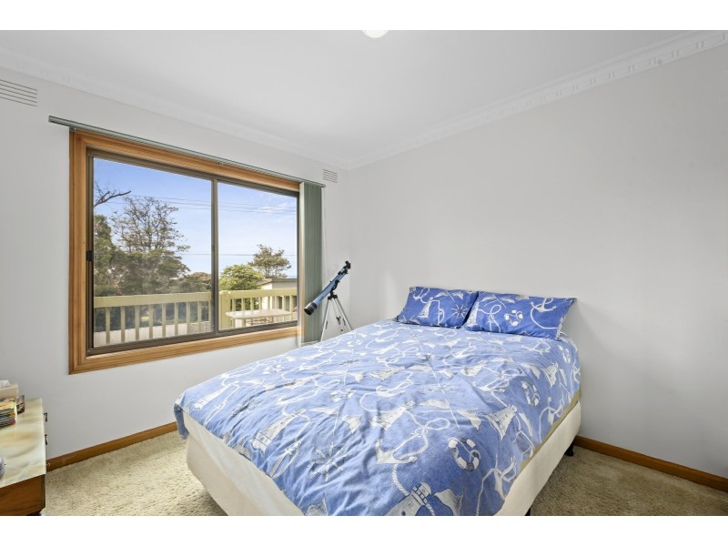 12 Walpole Avenue, Indented Head VIC 3223