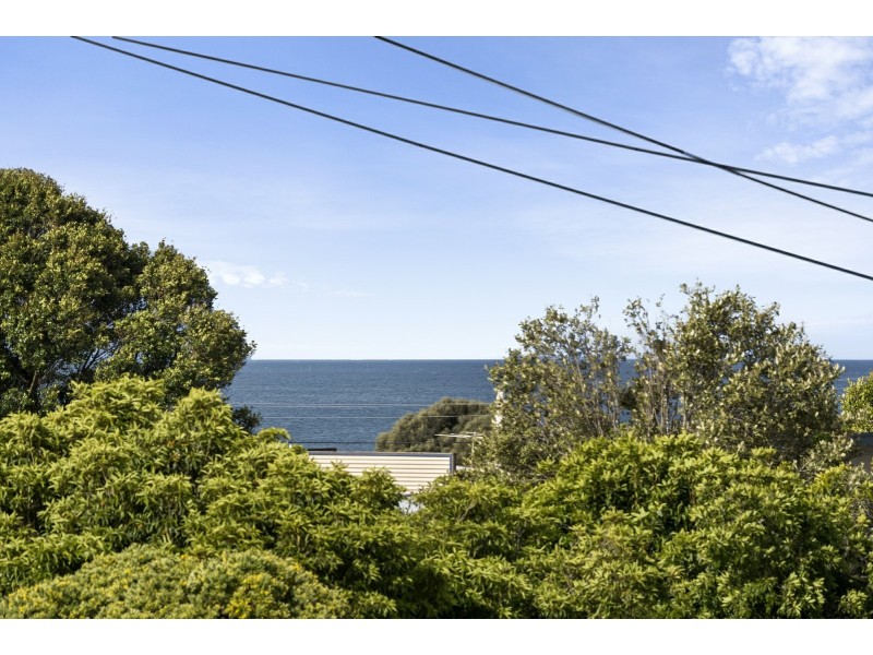 12 Walpole Avenue, Indented Head VIC 3223
